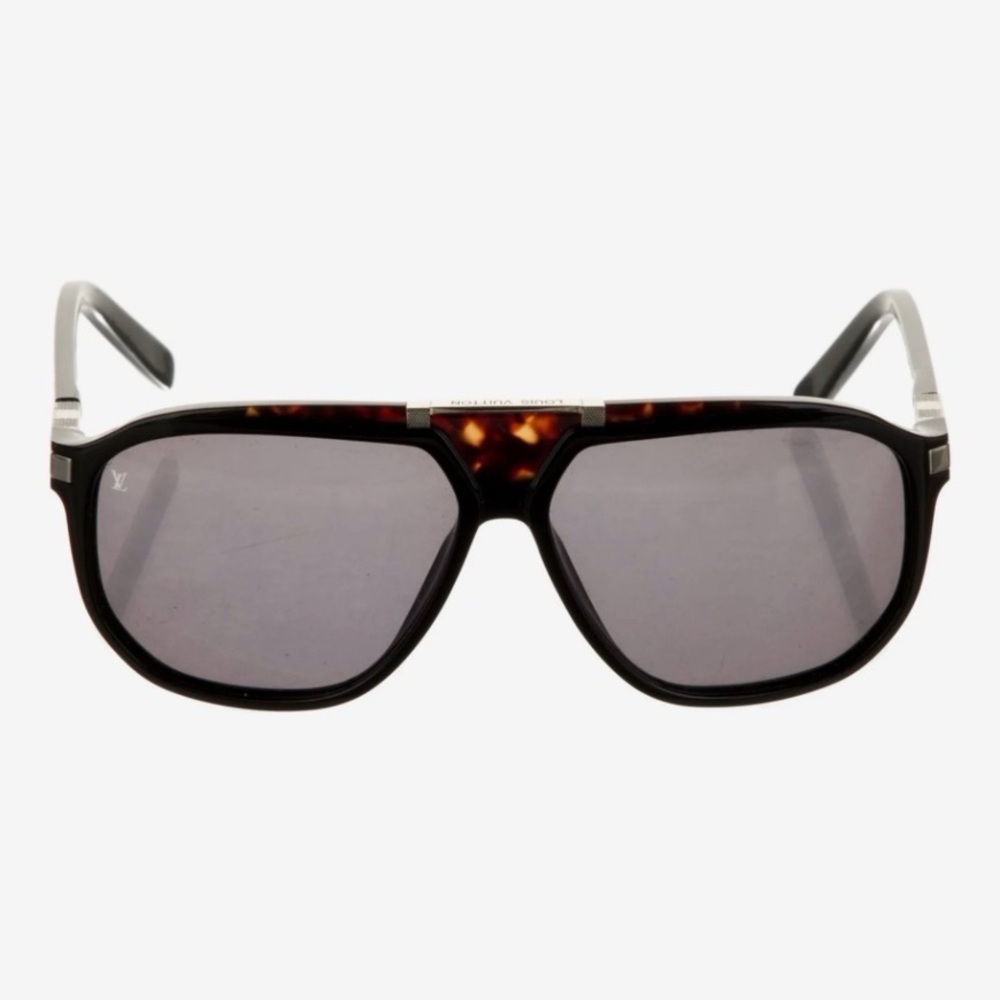 Louis Vuitton Tortoiseshell Aviator Sunglasses - Dark Gray Lenses. Unisex.